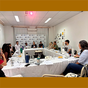 Histórica sesión del Consejo Directivo de la Facultad de Turismo y Urbanismo